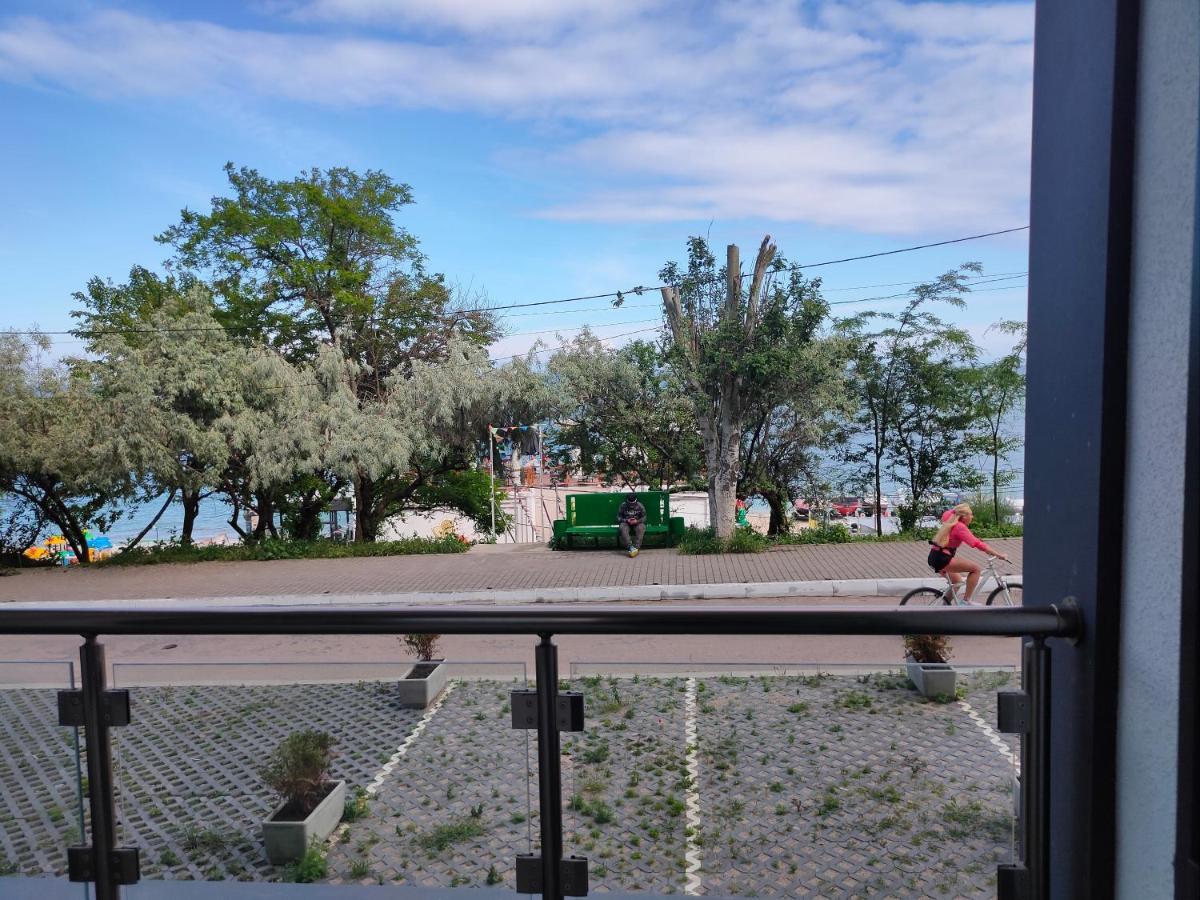 Апартаменты У Моря Magnit Первая Линия Odessa Exterior foto