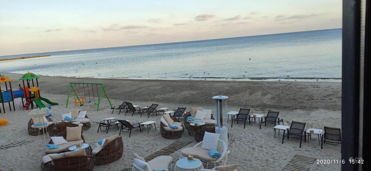 Апартаменты У Моря Magnit Первая Линия Odessa Exterior foto