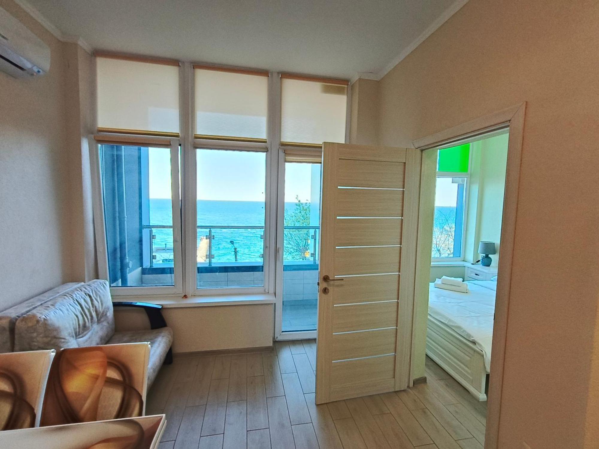 Апартаменты У Моря Magnit Первая Линия Odessa Exterior foto